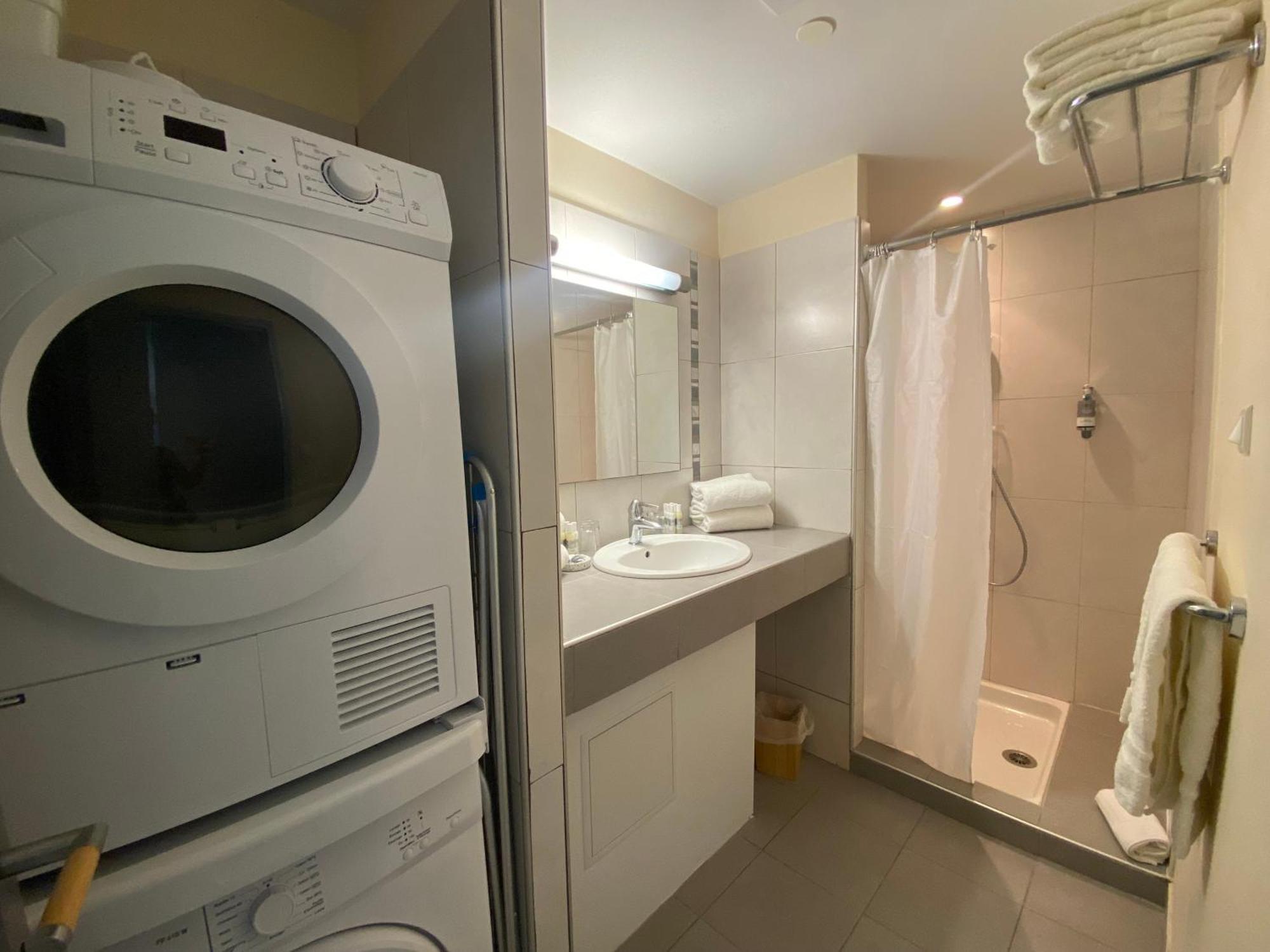 Le Bon Port Hotel Collioure